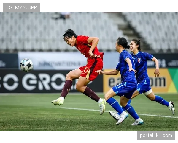 半场:达姆施塔特0-2门兴,客队前锋奇万恰拉完成梅开二度 半场:达姆施塔特0-2门兴,客队前锋奇万恰拉完成梅开二度